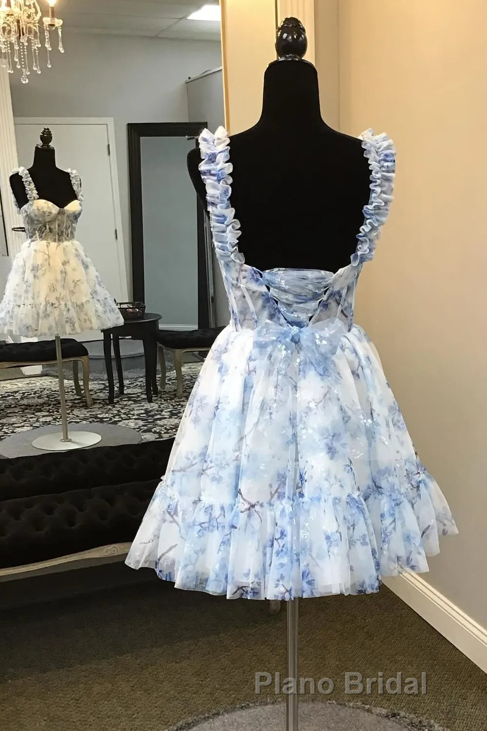 Blue Floral Printed Spaghetti Straps A-Line Short Corset Homecoming Dresses Secondary image