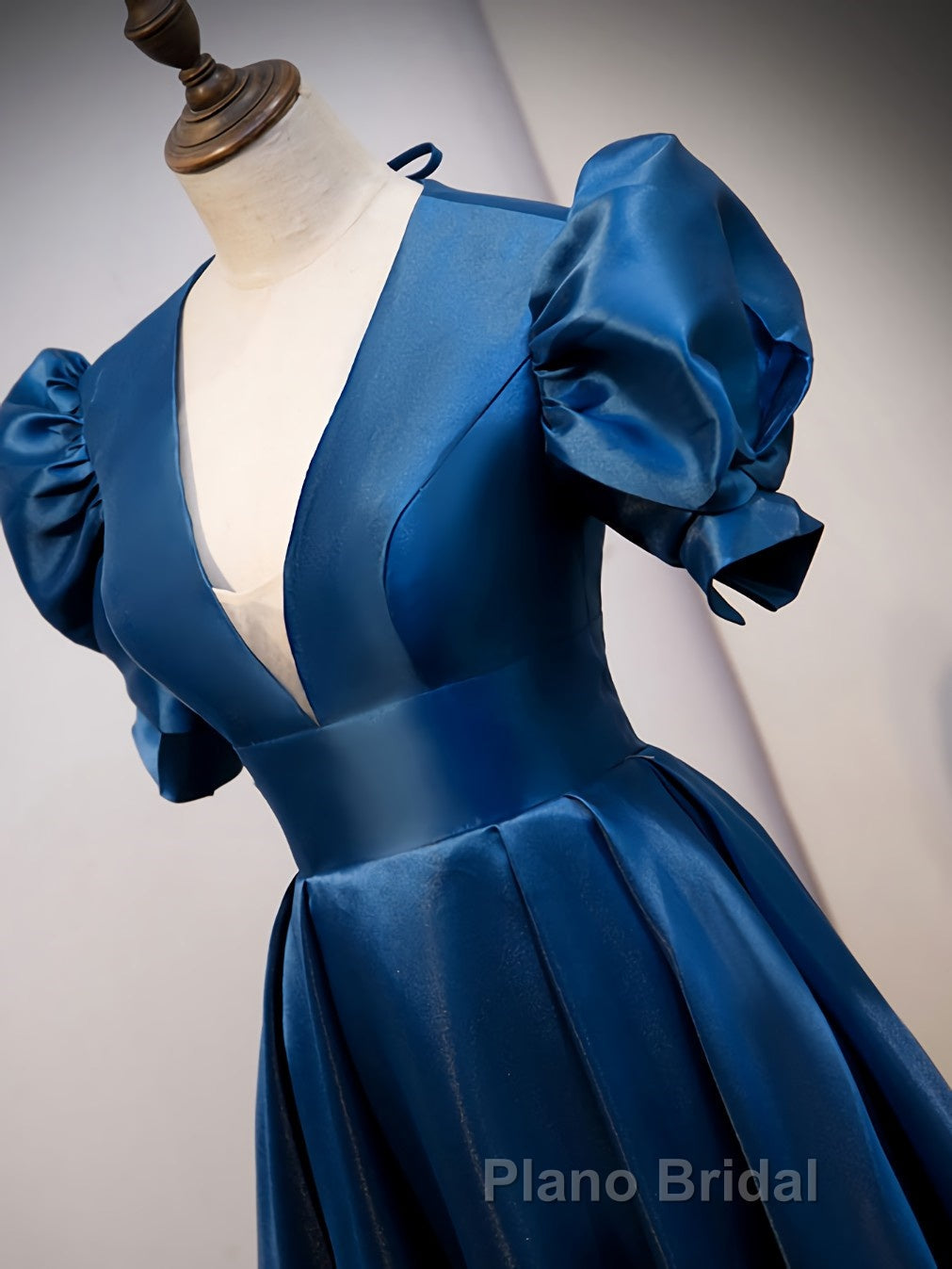 Blue v neck satin long Formal Prom dress blue satin evening dress Secondary image