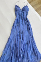 Blue Vintage Elegant V Neck Exquisite Embroidery Applique Beading Long Chiffon Formal Prom Dresses Formal Evening Gown Party Dresses
