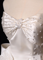 Bow Ivory A Line Sweetheart Neck Lace Satin Mini Homecoming Dresses Cocktail Dresses