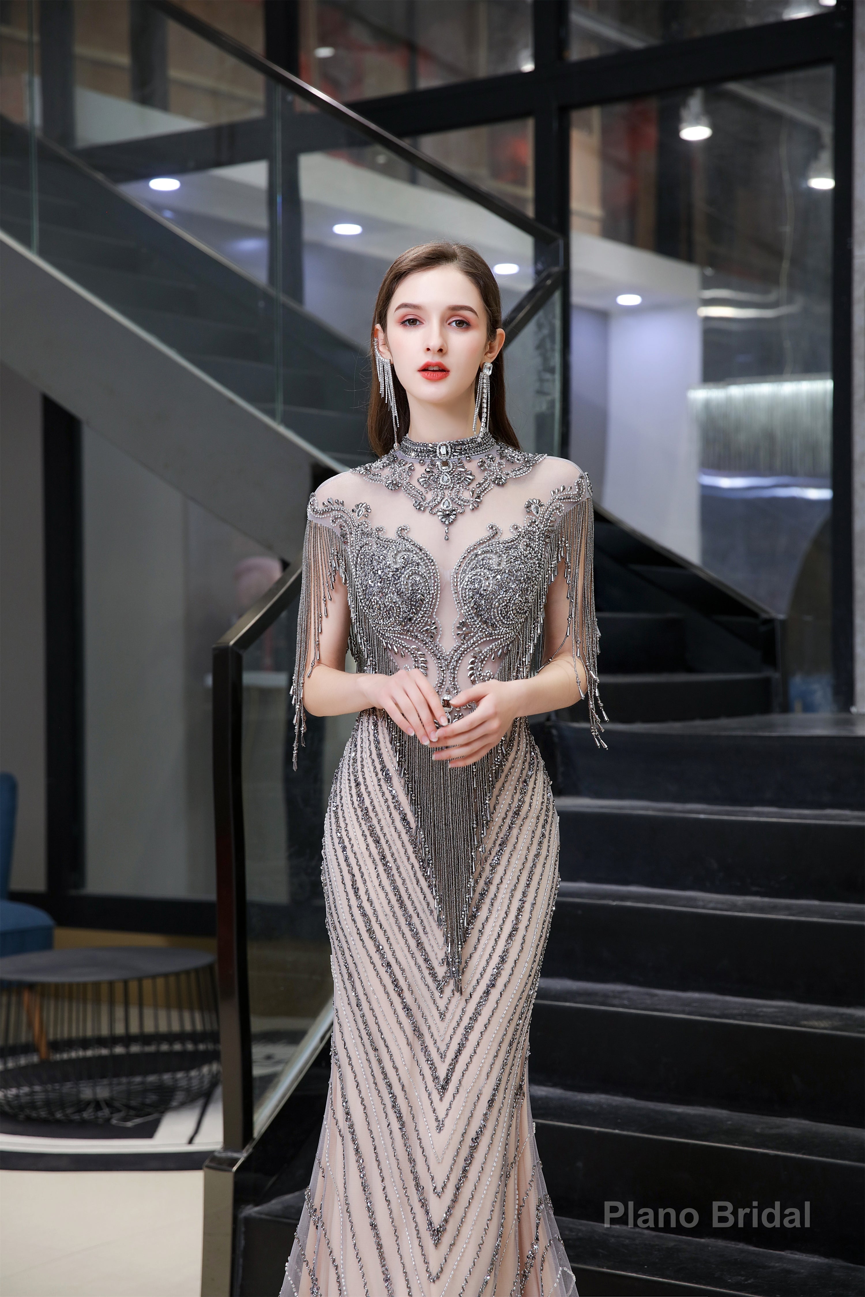 Brilliant Tassels O-Neck Tulle Beaded Rhinestone Slim-line A-Line Prom Dresses Secondary image