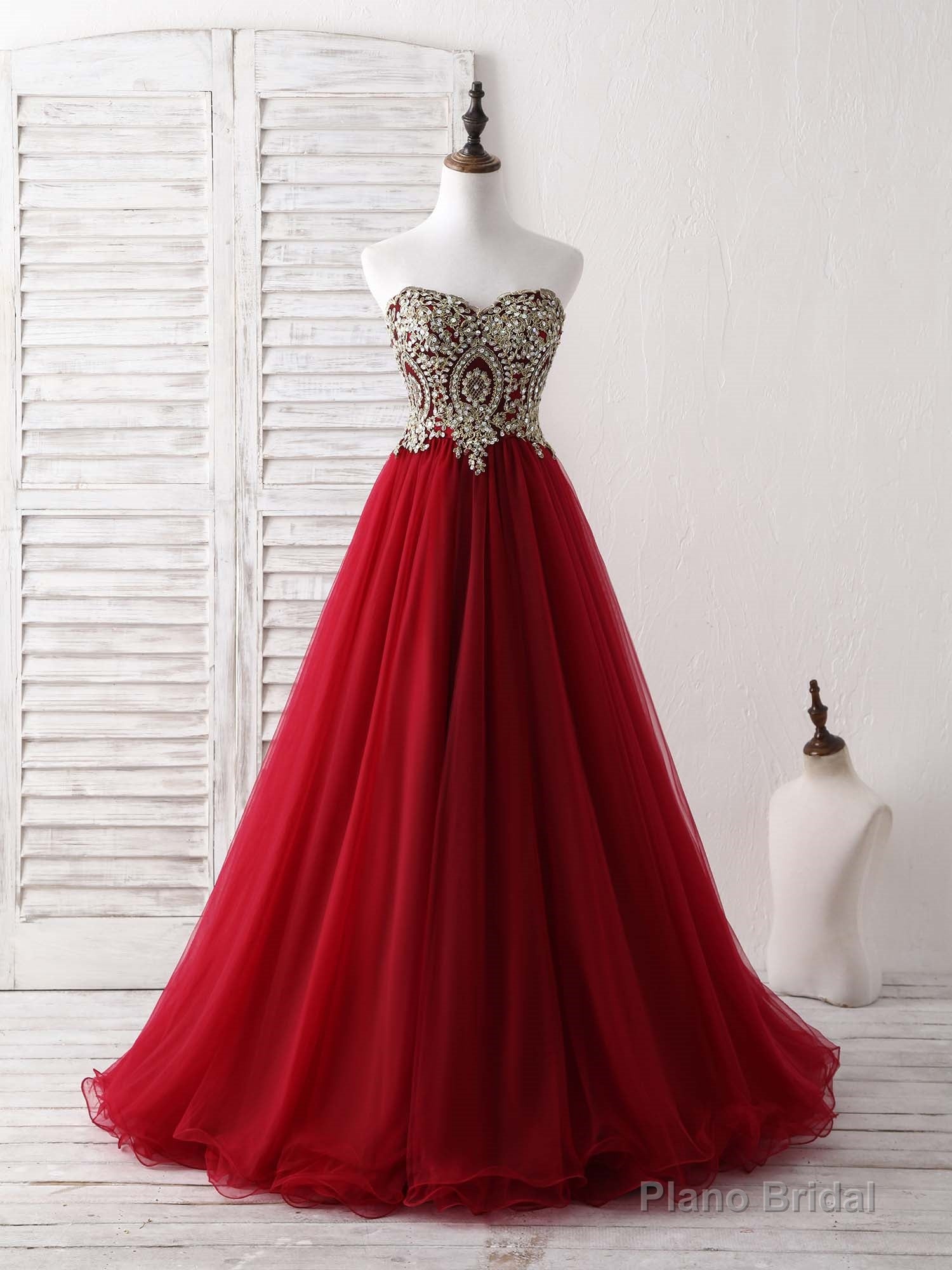 Burgundy Sweetheart Neck Lace Applique Tulle Long Prom Dresses Secondary image