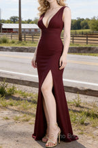 Burgundy V Neck Chiffon Bridesmaid Dresses Long Prom Dress With Pleated Split