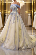 Buyishang A-Line Wedding Guest Dresses Vintage Dresses Wedding Sweep / Brush Train Sleeveless V Neck Satin with Pleats