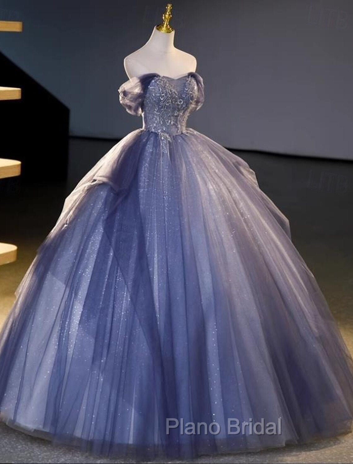 Buyishang Wedding Dresses Ball Gown Off Shoulder Short Sleeve Floor Length Organza Bridal Gowns With Beading Secondary image