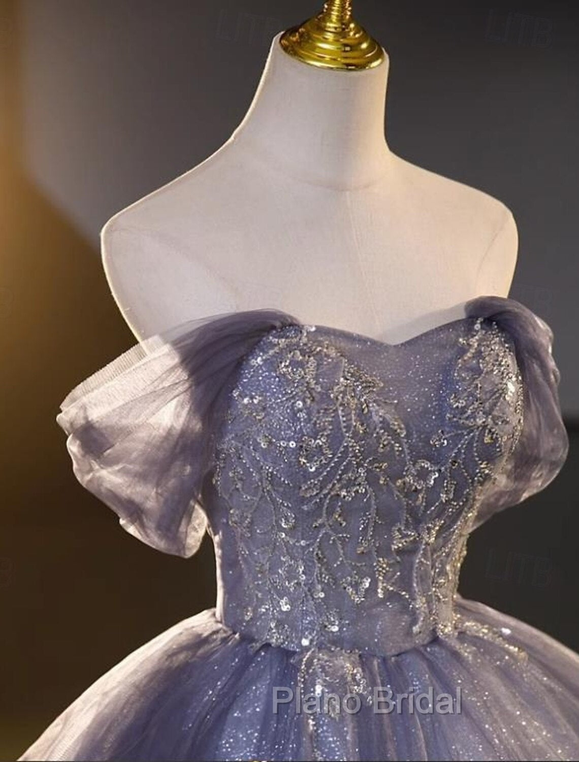 Buyishang Wedding Dresses Ball Gown Off Shoulder Short Sleeve Floor Length Organza Bridal Gowns With Beading