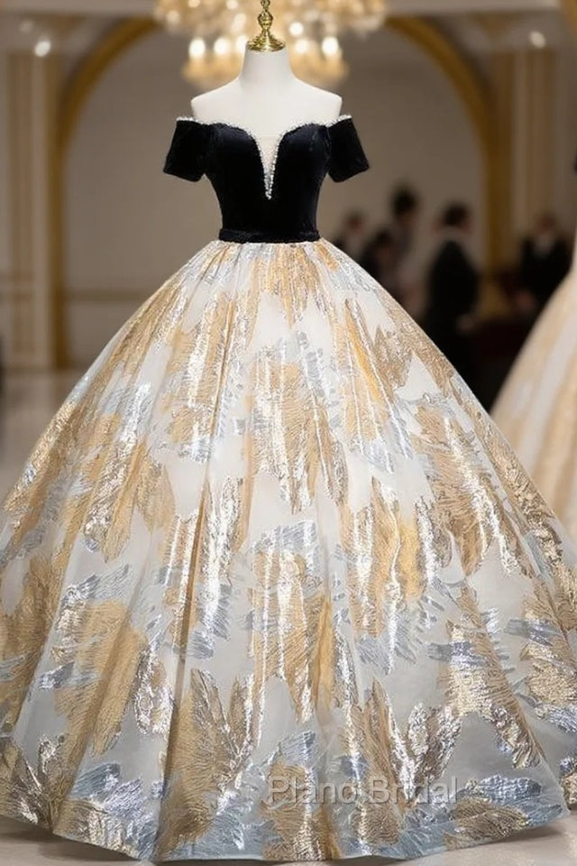 Champagne Embroidery Black Velvet Quinceanera Dresses