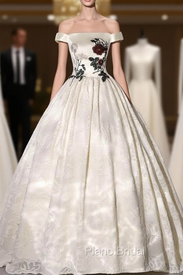 Champagne Satin Embroidery Appliques Quinceanera Dresses