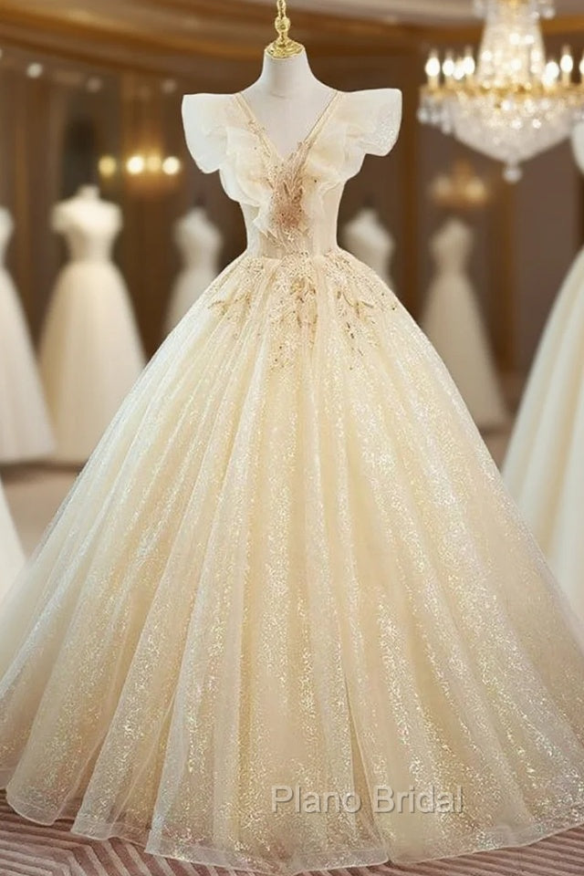 Champagne Tulle Sequins V-neck Beading Quinceanera Dresses Main image