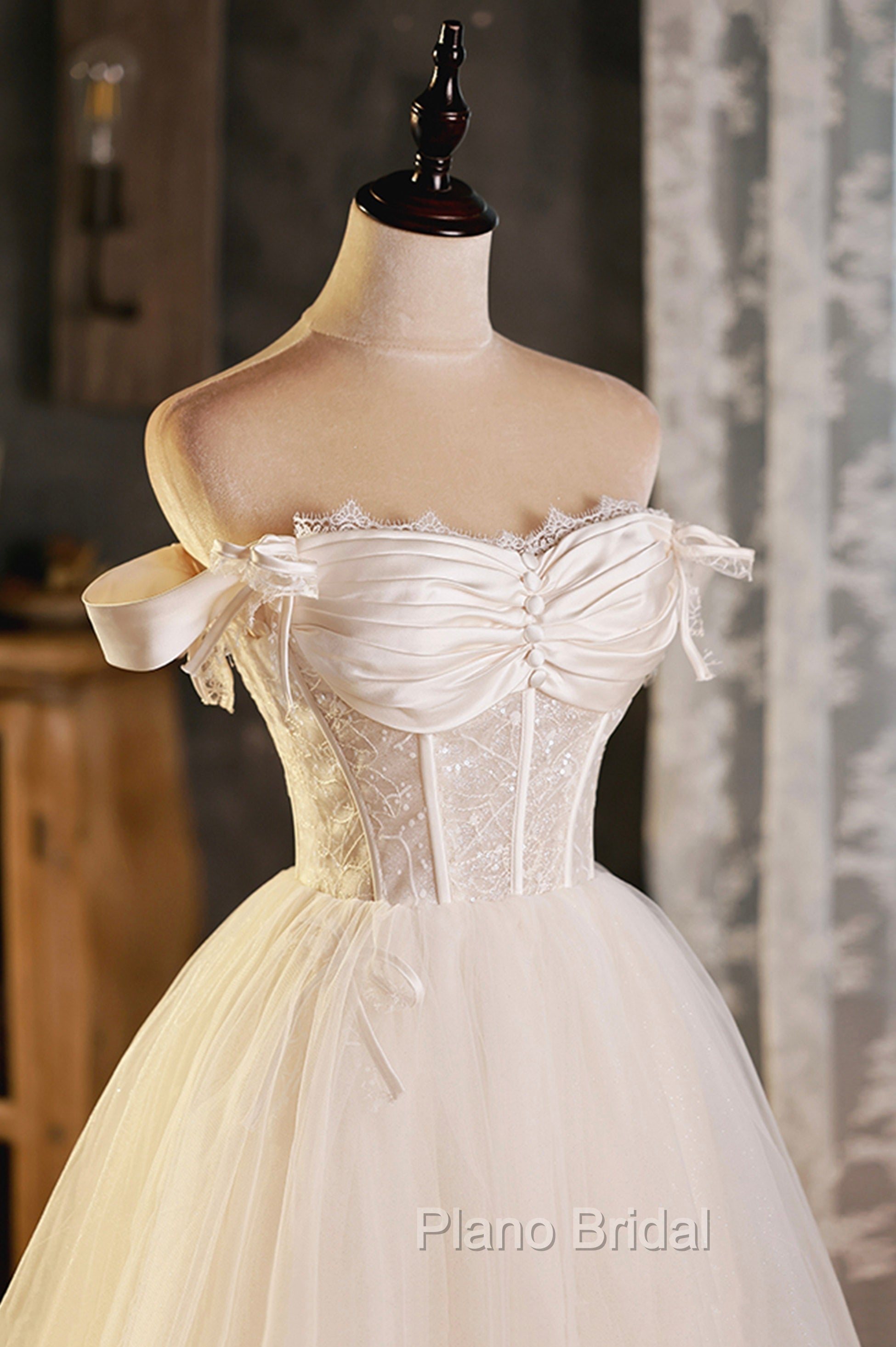 Champagne Tulle Short A-Line Formal Prom Dresses, Off the Shoulder Evening Party Dresses
