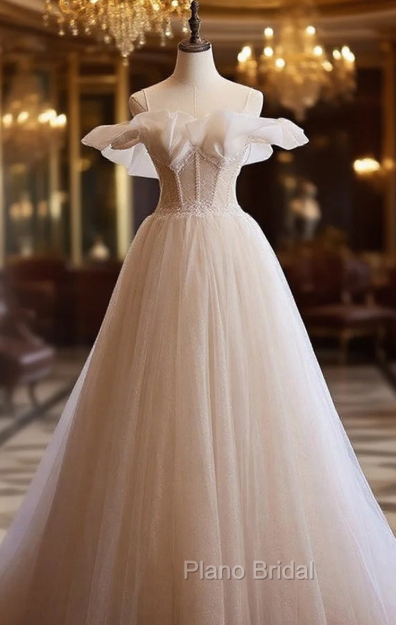 Champagne Tulle Spaghtti Straps Beading Wedding Dresses