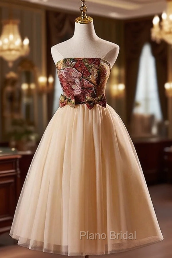 Champagne Tulle Strapless Tea Length Homecoming Dresses