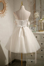 Champagne V-Neck Tulle Short Formal Prom Dresses, Spaghetti Straps Party Dresses with Bow