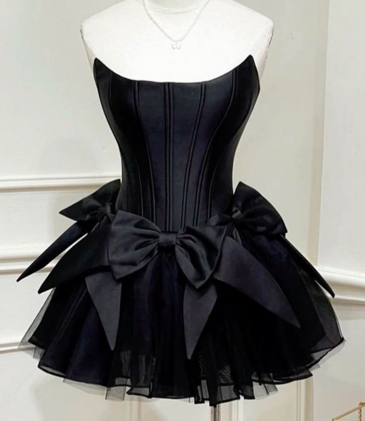 Chic A Line Black Strapless Short Homecoming Dresses Satin Party Dresses Main image