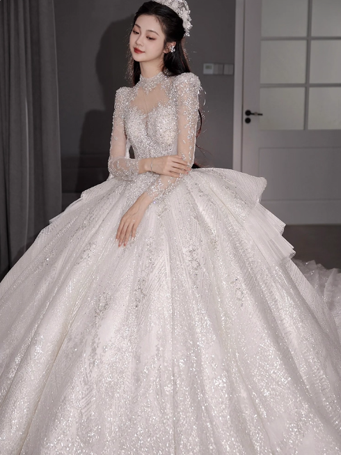 Chic A-Line Long Wedding Dresses Tulle  White Bridal Gowns Long Sleeves Bridal Dresses