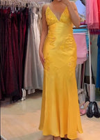 Chic A-Line Formal Evening Dresses Satin Spaghetti Straps Green Vintage  Backless Long Formal Prom Dresses