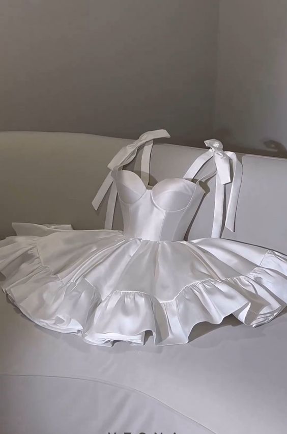 Chic A Line Satin Straps Short White Homecoming Dresses 20Th Birthday Outfits Secondary image