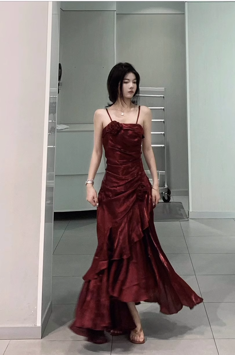 Chic High Low Spaghetti Straps Burgundy Long Birthday Dresses Birthday Outfits Secondary image