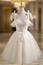 Chic Ivory Tulle Homecoming Dresses with Lace, Short Sweetheart Formal Prom Dresses