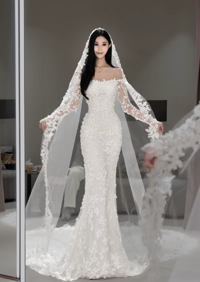 Chic Mermaid Long Wedding Dresses Tulle Strapless White Bridal Gowns Appliques Sleeveless Bridal Dresses Main image