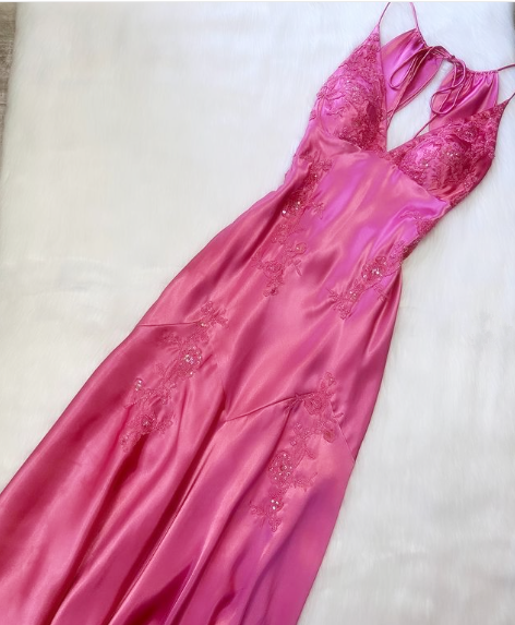 Chic Mermaid Spaghetti Straps Pink Satin Formal Evening Dresses Long Formal Prom Dresses Secondary image