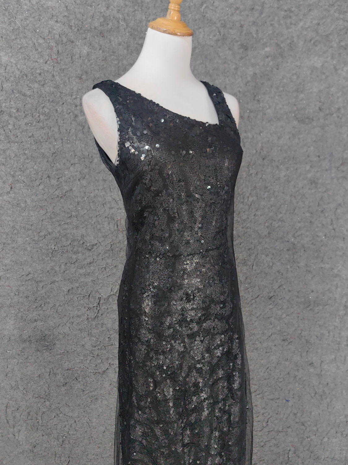 Classic Black Slim-Fit Asymmetric Neck Sequin Tulle Long Formal Prom Dresses