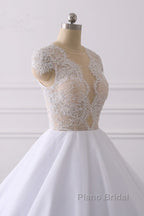 Classic Cap sleeves V neck White Ball Gown Lace Wedding Dress