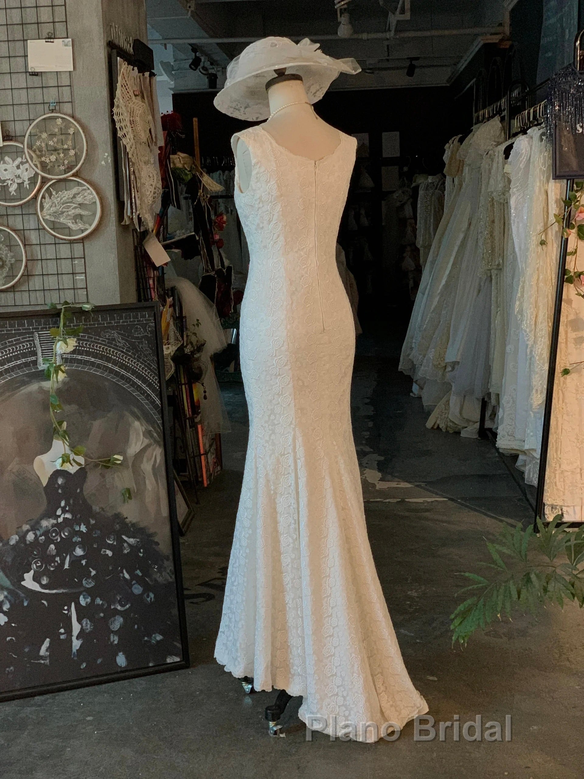 Classic Vintage Lace Floor Length Mermaid Wedding Dresses