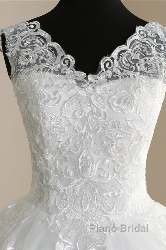 Classic White V neck Sleeveless Ball Gown Lace Wedding Dress