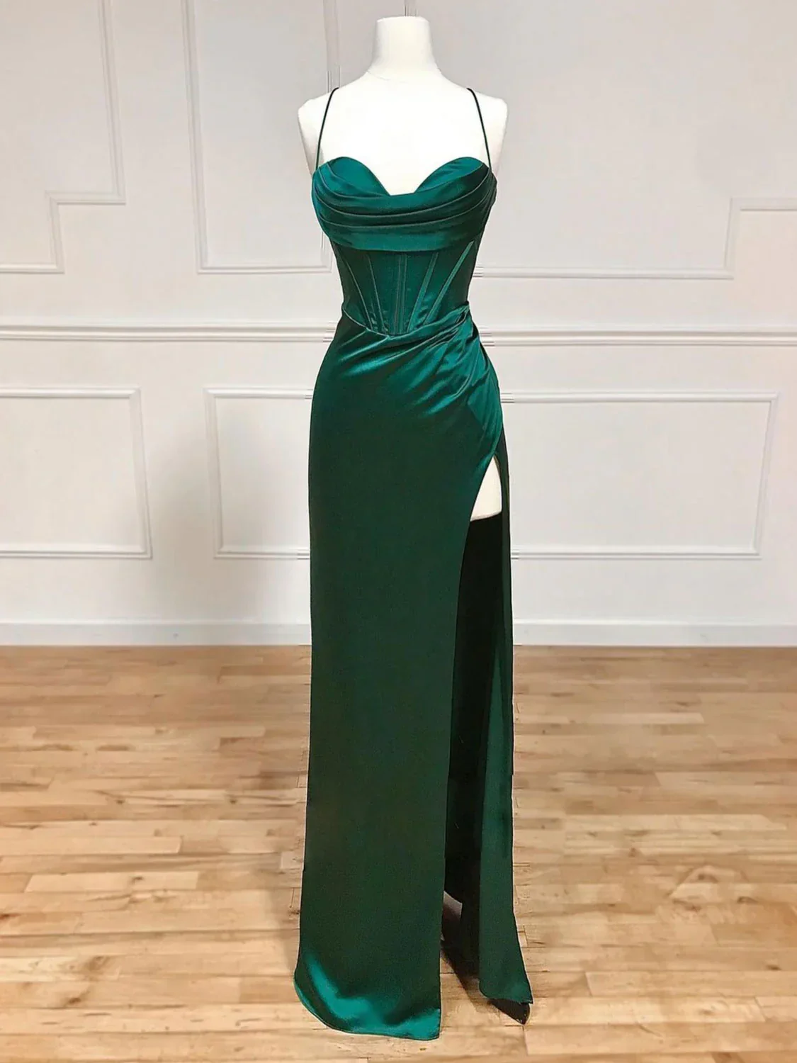 Classy Sheath Spaghetti Straps Red Satin Sleeveless Long Backless Formal Prom Dresses