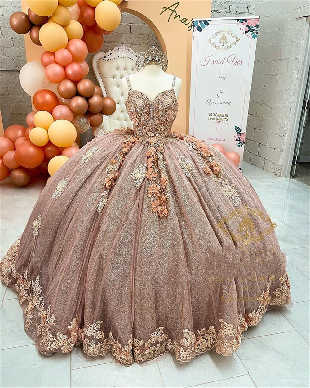 Coffee Beaded Quinceanera Dresses Sexy Spaghetti Neck Appliqued 3D Floral Sweet 16 Princess Ball Gown Pageant Gowns Vestido