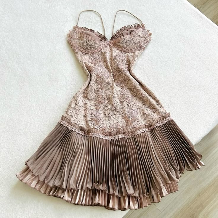 Barbie Raquel A Line Spaghetti Straps Green Lace Short Outfit Homecoming Dresses