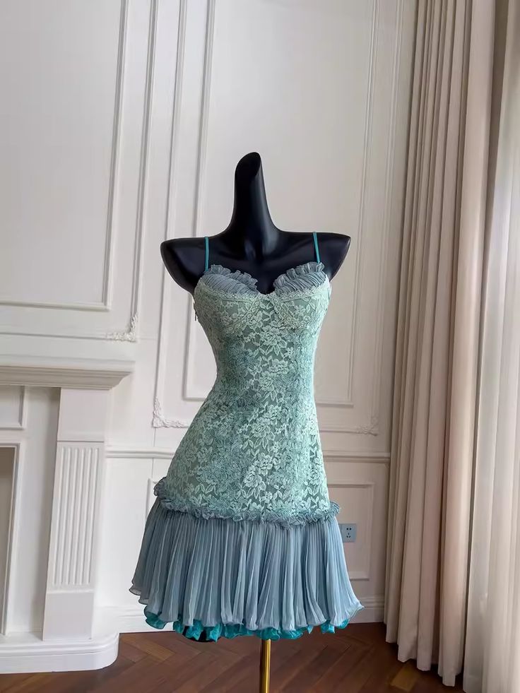 Barbie Raquel A Line Spaghetti Straps Green Lace Short Outfit Homecoming Dresses