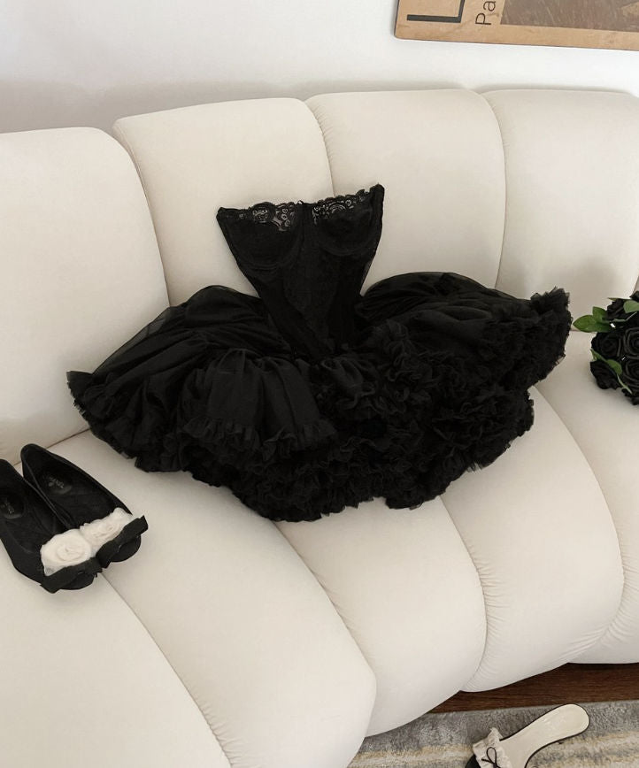 Cute Ball Gown Strapless Black Ruffles Lace Homecoming Dresses Short Birthday Outfits Secondary image