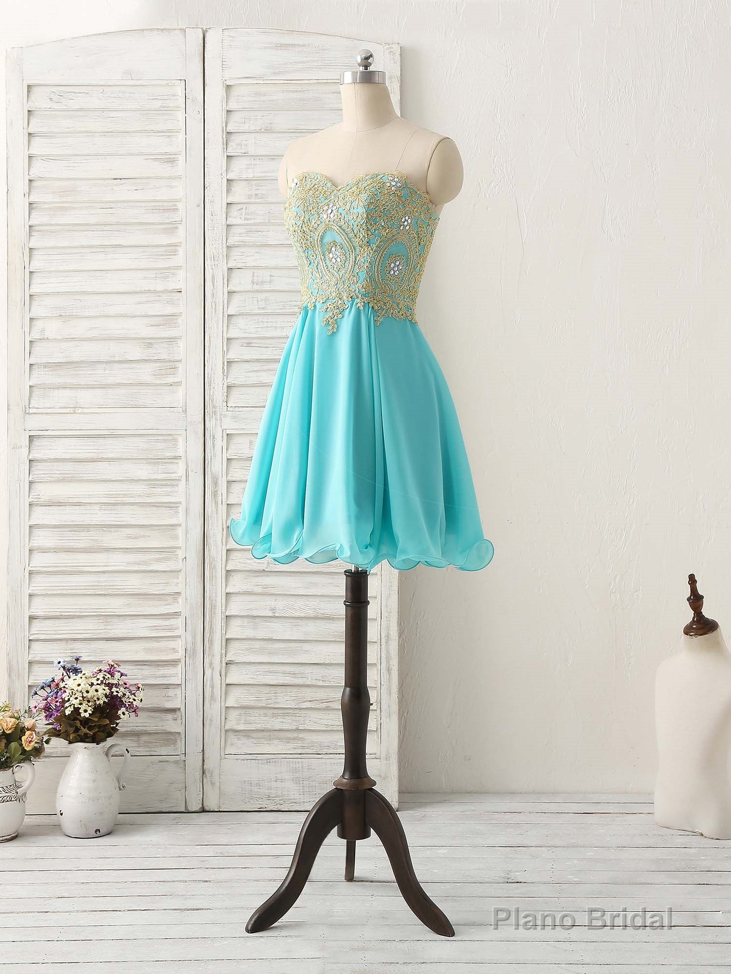 Cute Green Lace Applique Short Prom Dress Green Homecoming Dress Secondary image