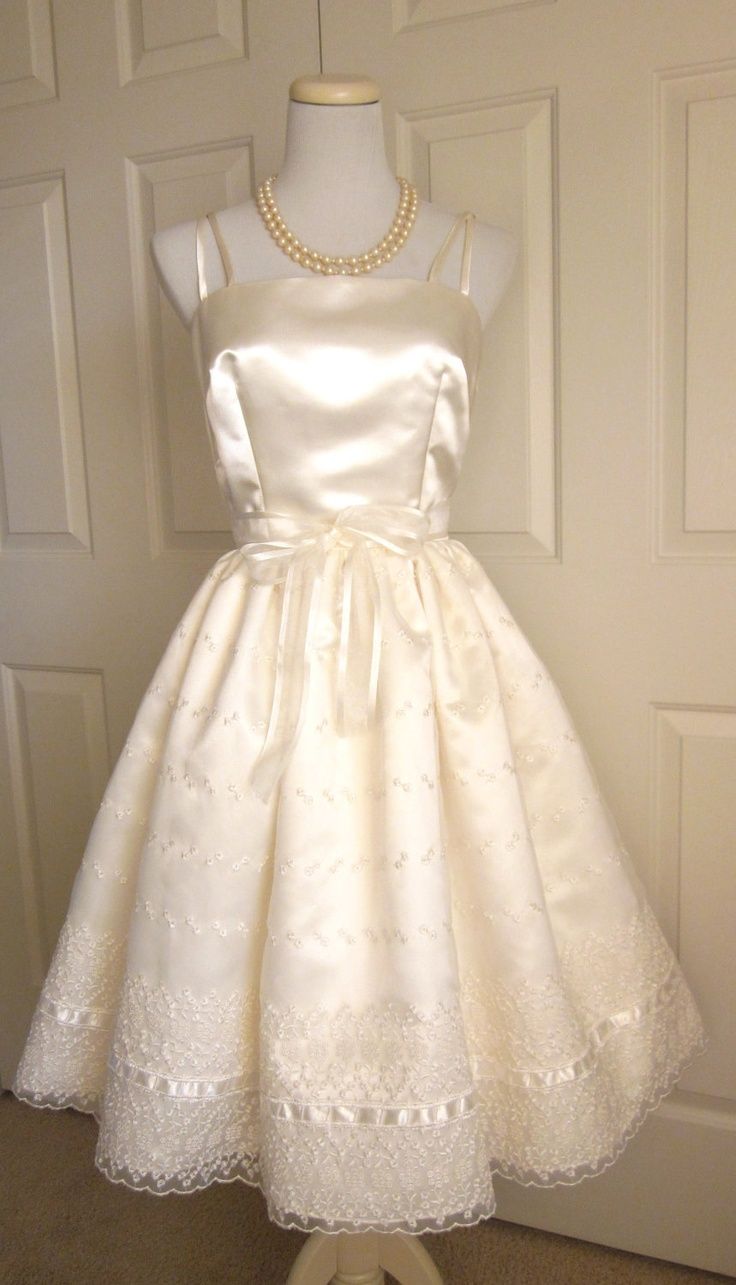 Cute Ivory Strappy Satin Lace Trim A-Line Birthday Dresses Homecoming Dresses