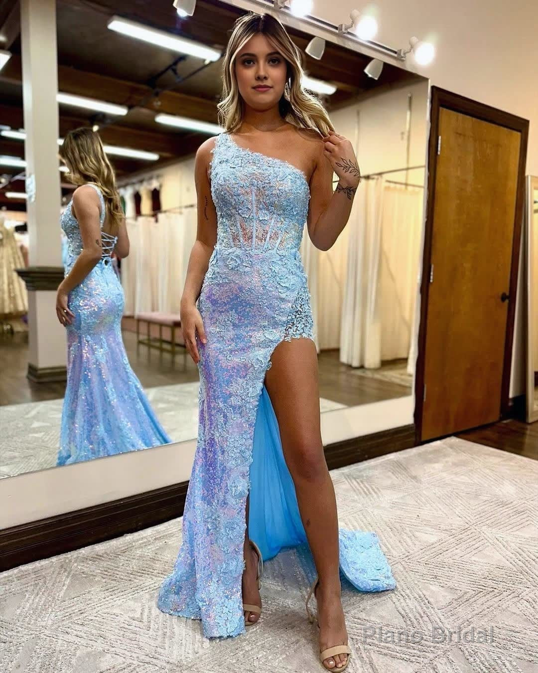 Cute Mermaid One Shoulder Light Blue Lace Long Prom Dresses with Appliques Secondary image