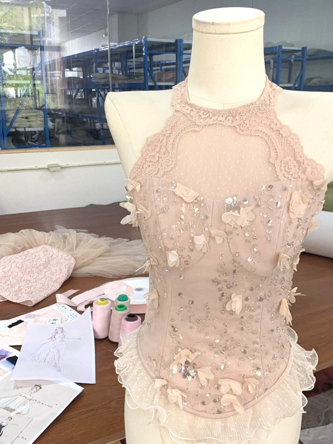 Cute Pink Off-The-Shoulder Beaded Lace Tulle Princess 17Th Birthday Homecoming Dresses Secondary image