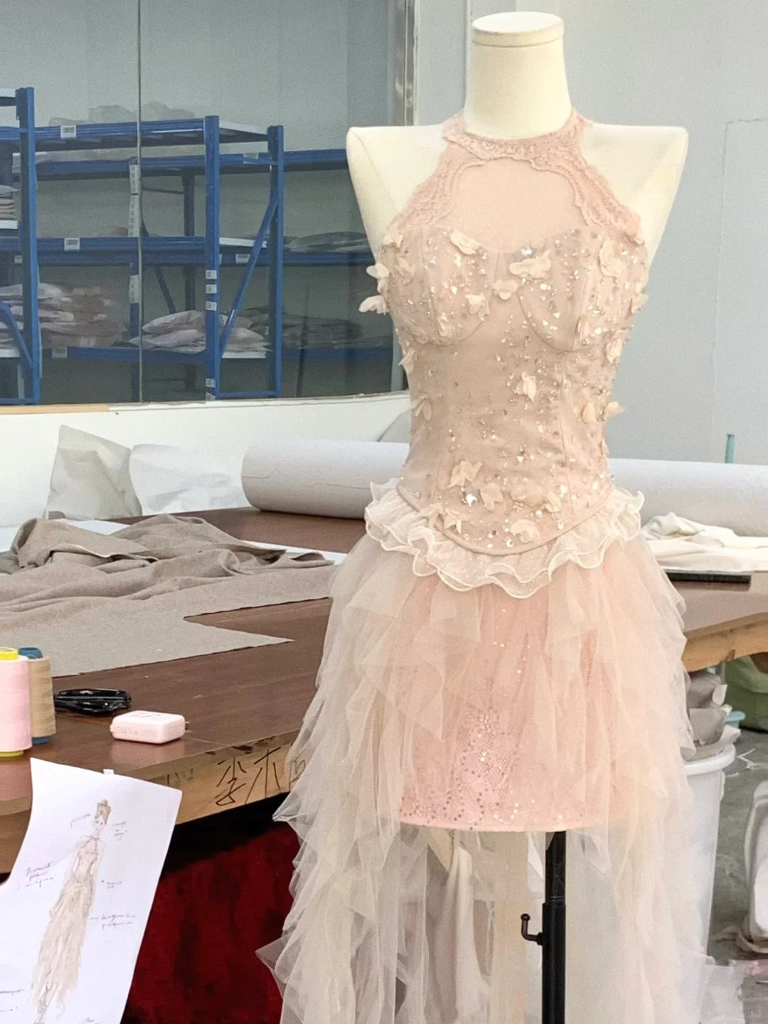 Cute Pink Off-The-Shoulder Beaded Lace Tulle Princess 17Th Birthday Homecoming Dresses Main image