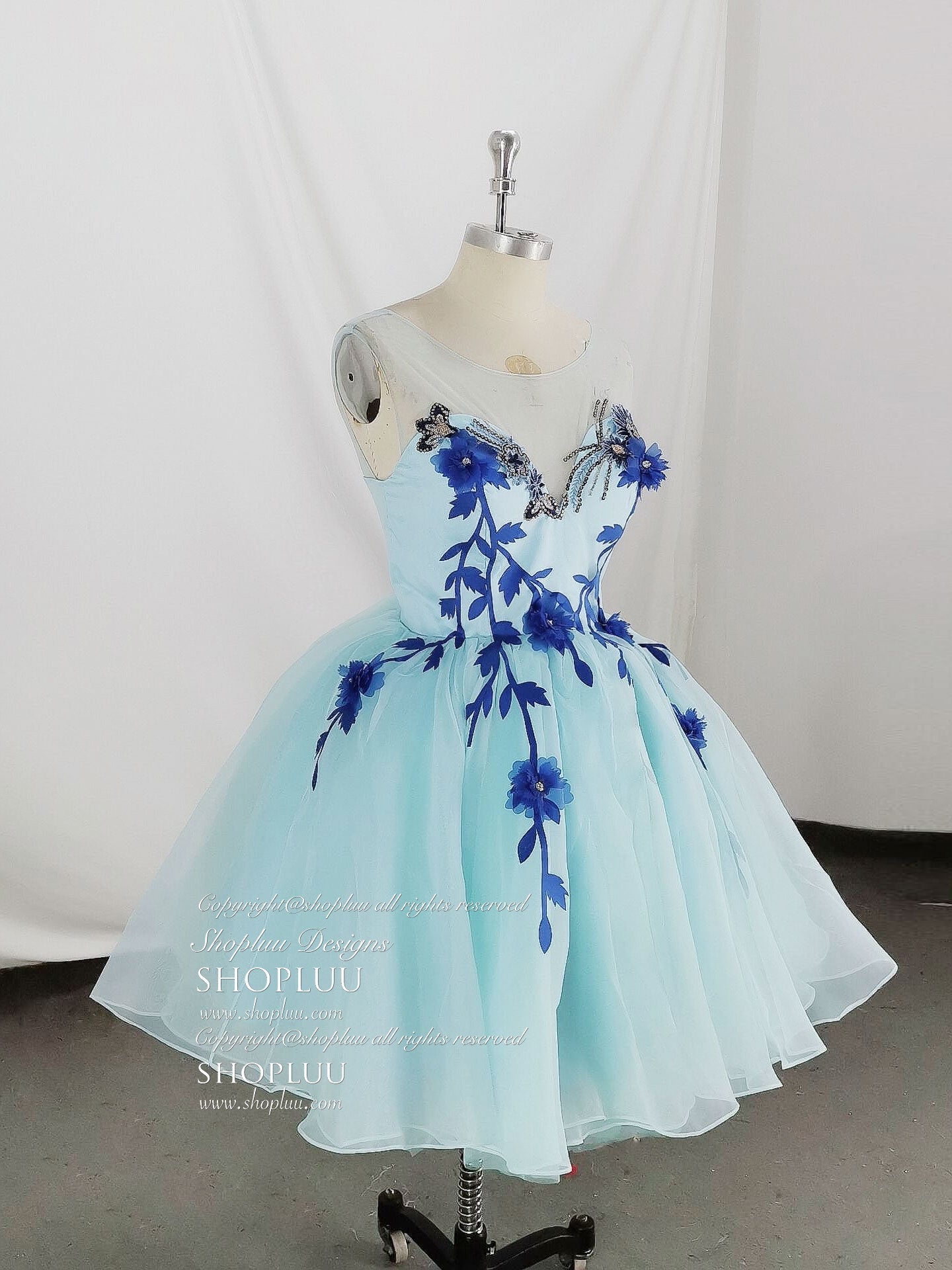 Cute Round Neck Tulle Lace Short Prom Dress, Blue Homecoming Dress Secondary image