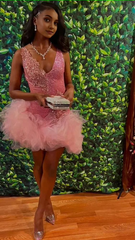 Cute V Neck Pink Short Homecoming Dresses Tulle Ruffles Pink Birthday Outfit Dresses Main image