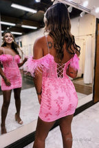 Detachable Off-the-Shoulder Feathers Appliques Sexy Fitted Homecoming Dress