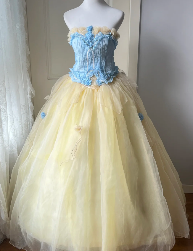 Dreamy Blue And Yellow Color-Blocked Strapless Tulle Ball Gown Prom Dresses Sweet 16Th Dresses Main image