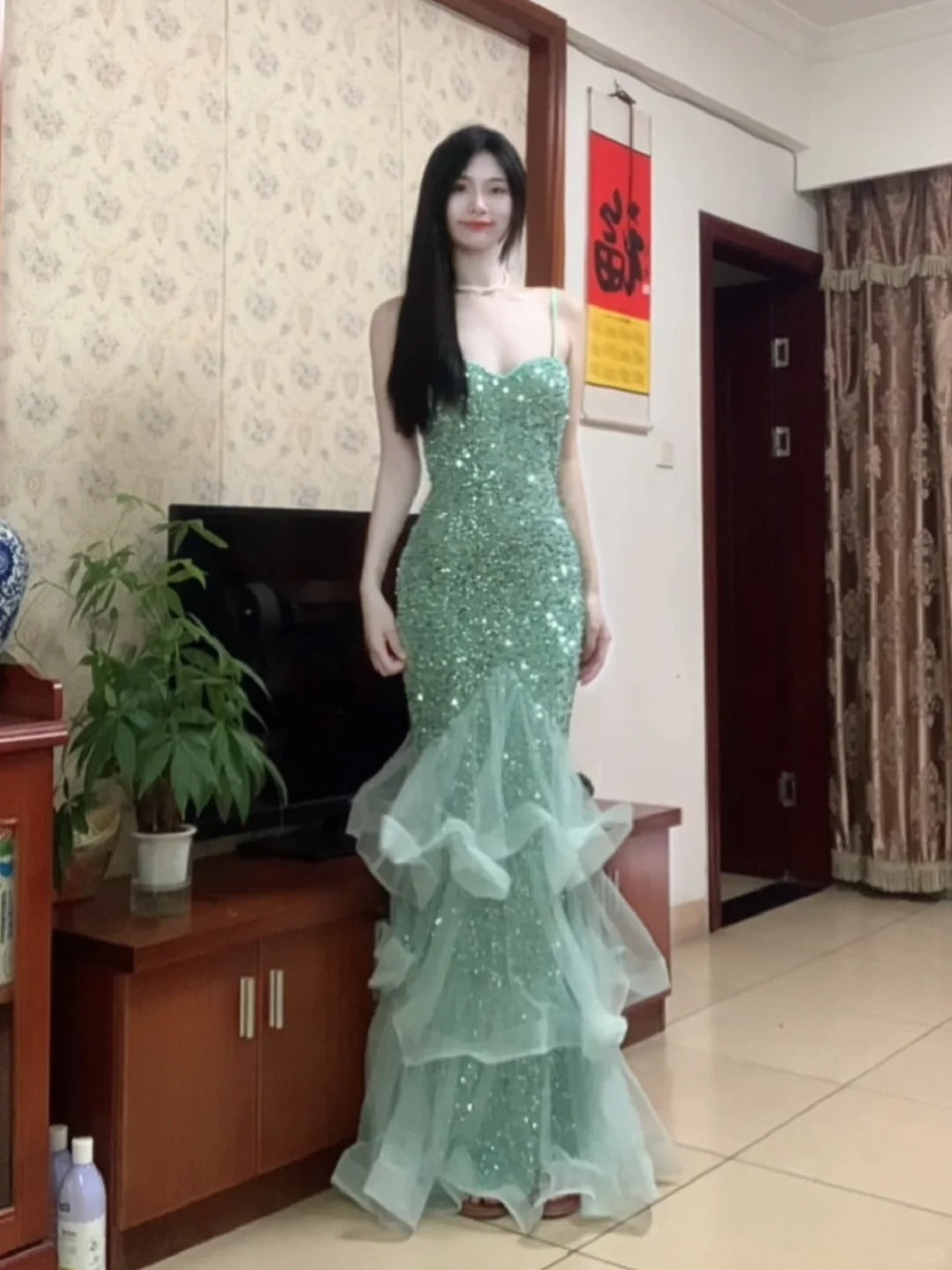 Dreamy Princess Mint Green Mermaid Spaghetti Strap Backless Sequined Long Formal Prom Dresses