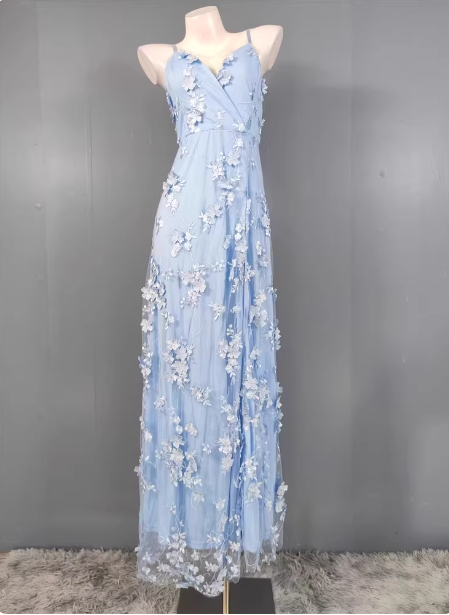 Dreamy Sky Blue A-Line Spaghetti Strap Deep V 3D Floral Tulle Long Formal Prom Dresses Main image