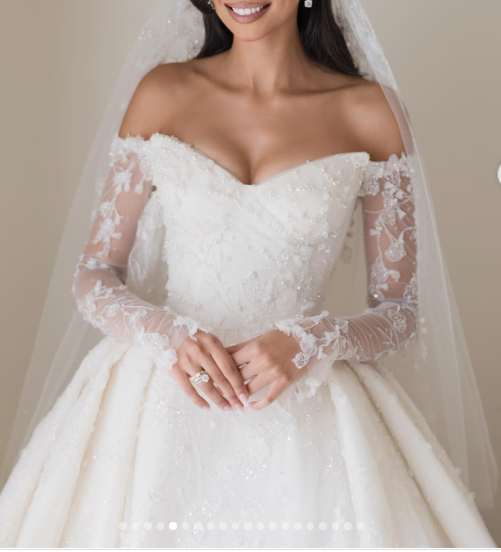 Dreamy Wedding Dress Ball Gown Off The Shoulder Lace Wedding Dresses Bridal Gowns Secondary image