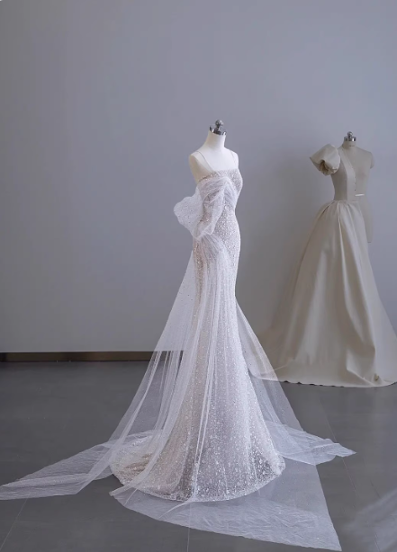 Dreamy White Mermaid Spaghetti Strap Open Back Tulle Train Formal Prom Dresses Main image