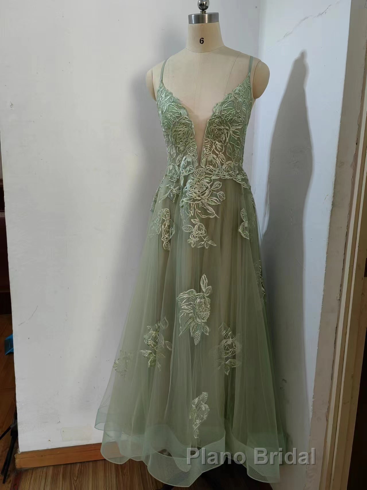 Dusty Sage Formal Prom Dress Plunging V Neck Appliques Lace-Up A-line Long Evening Gown Secondary image
