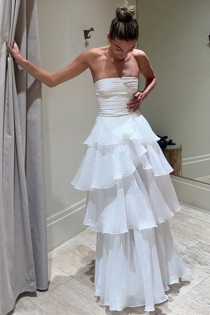 Elegant A Line Long White Tiered Formal Prom Dresses 21Th Birthday Outfits