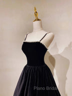 Elegant A-Line Spaghetti Straps Sleeveless Backless Long Formal Prom Dresses With Beading